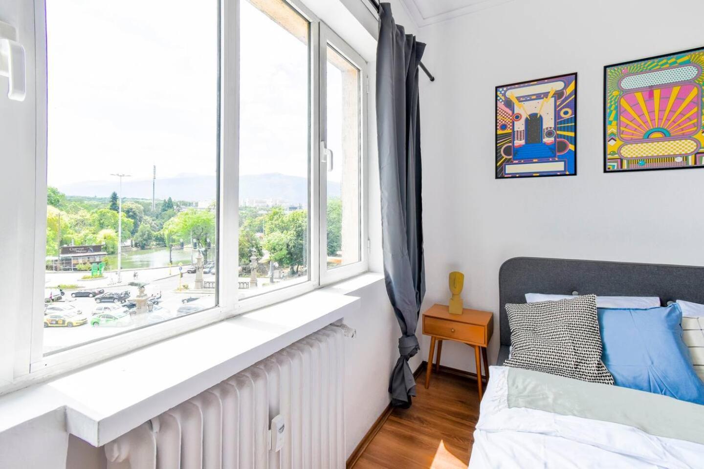 Super Fresh! 3Bdr Apartment In Sofia Center'S Artistic Area المظهر الخارجي الصورة